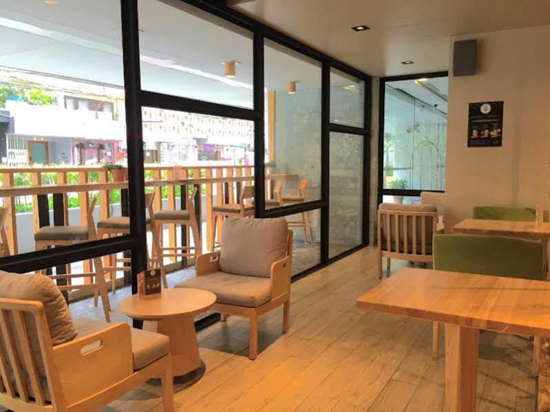 Апарт отель Citadines Sukhumvit 23 Бангкок Экстерьер фото